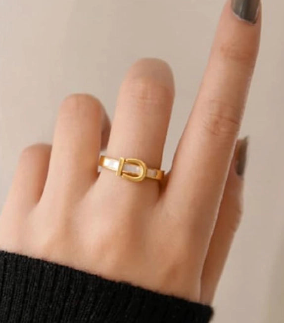 Saddle Up Belt Ring