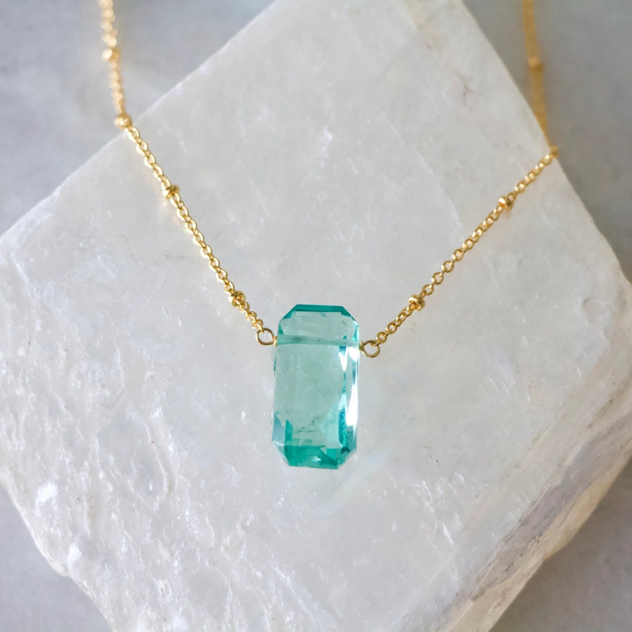 Aquamarine Quartz Necklace - Thin
