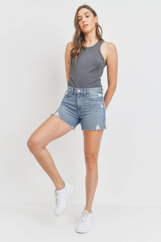Clean High Rise Slit Short