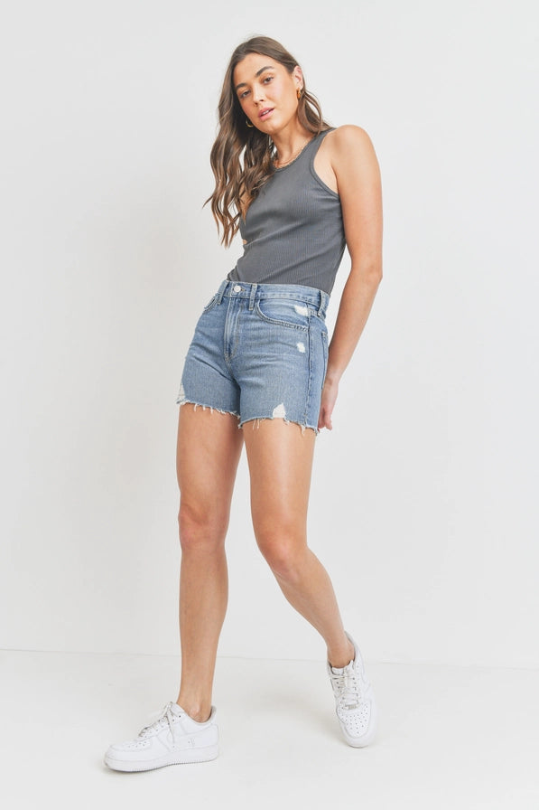Clean High Rise Slit Short