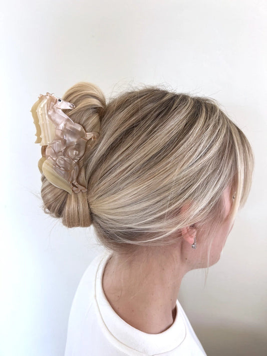 Horse Claw Hair Clip