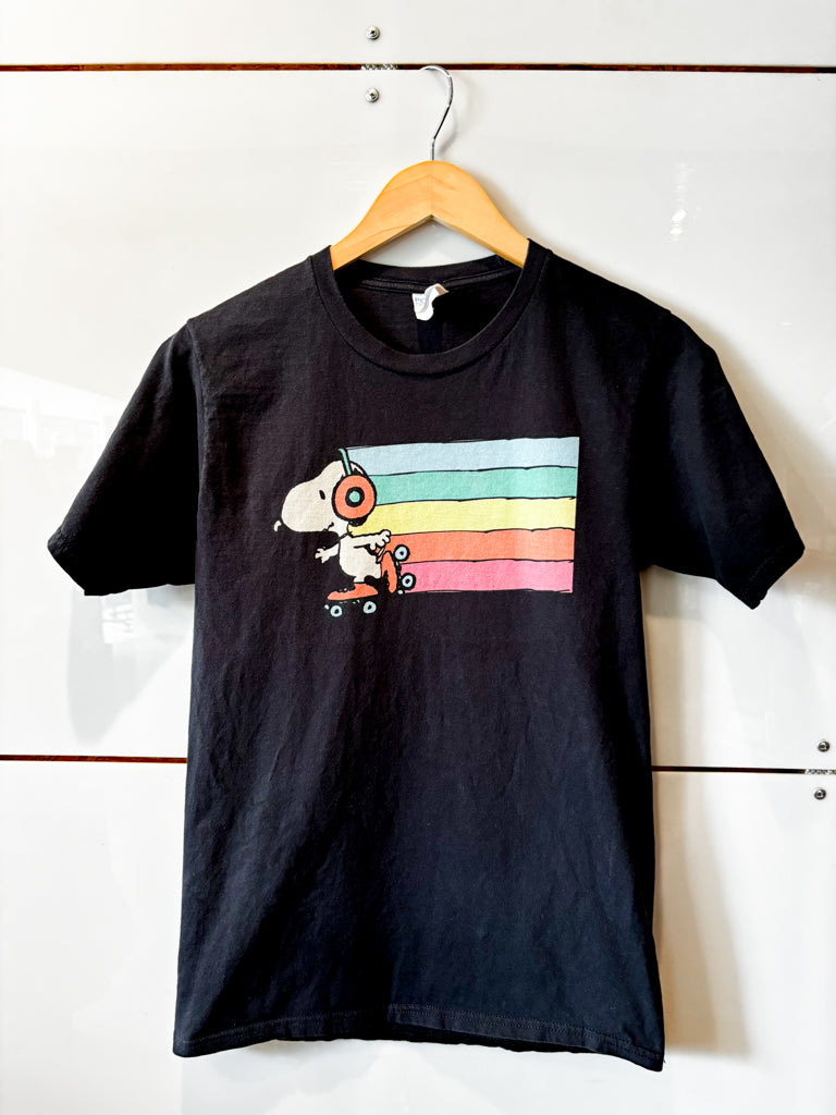 Rollerskating Rainbow Snoopy black tee - pre-loved