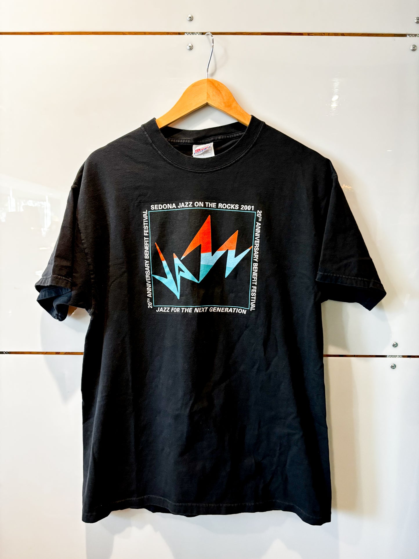 Sedona Jazz on the Rocks 2001 tee - vintage select