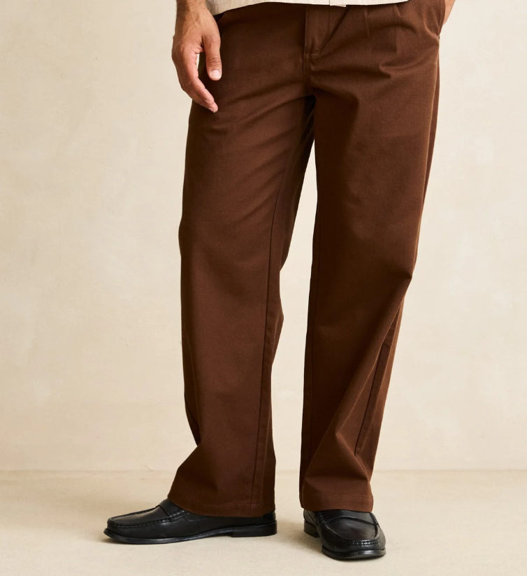 Essential Pleated Twill Trouser Chocolate