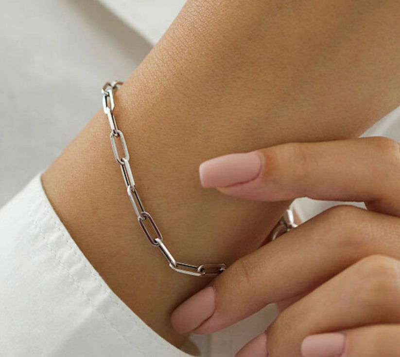 Paper Clip Chain Necklace