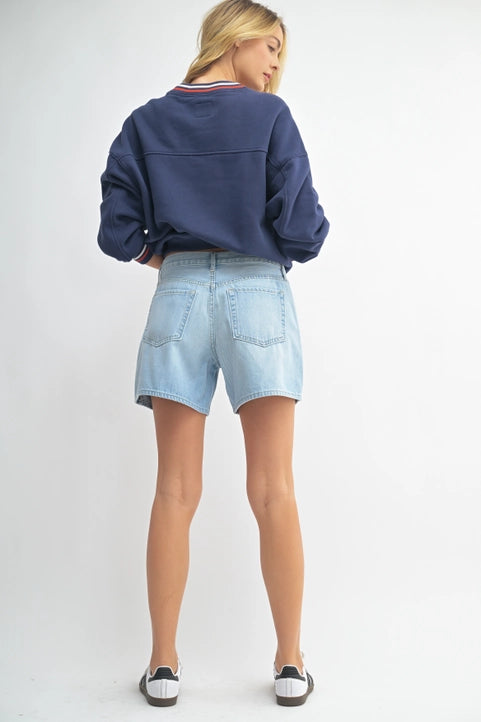 Lightweight Short