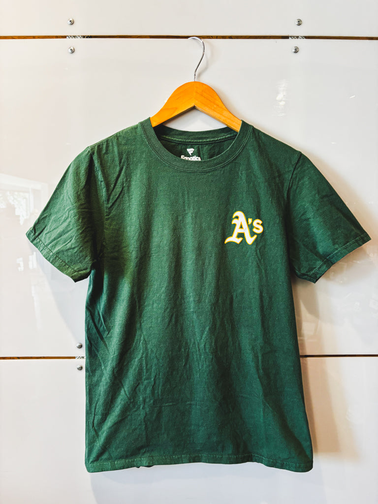 Oakland A's #1 Dad green s/s tee - previously loved