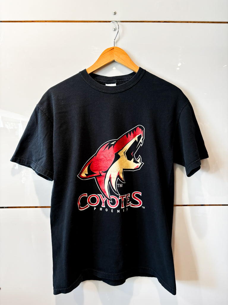 Phoenix Coyotes (old name) black tee - vintage