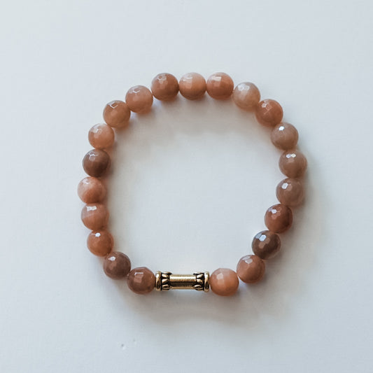 Golden Horizon Bracelet -Peach Moonstone