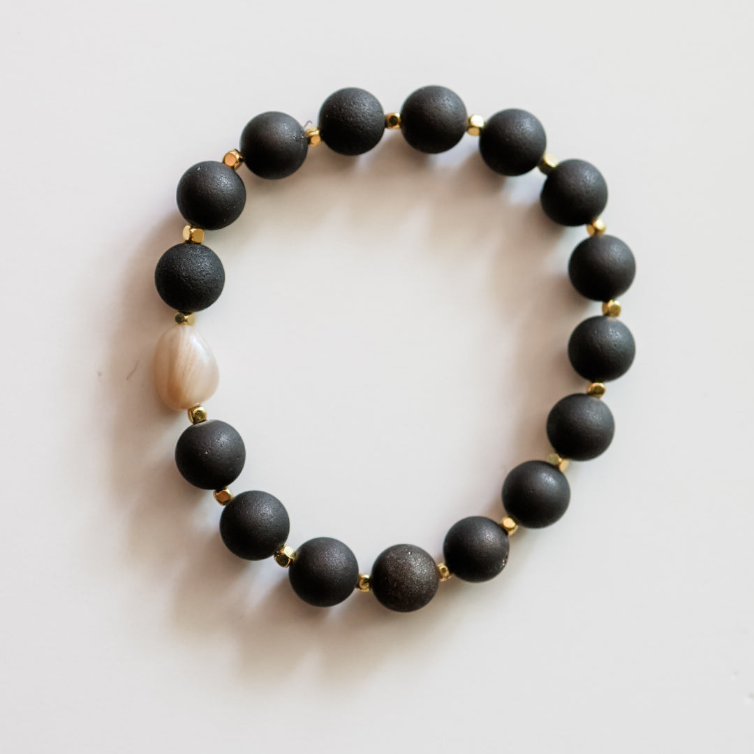 Golden Stillness Bracelet