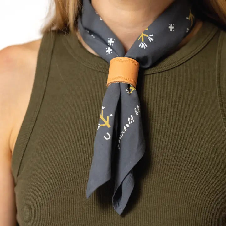 Arched Leather Bandana Slide