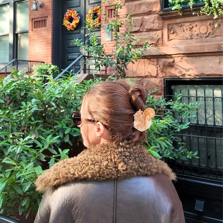 Squirrel Claw Clip