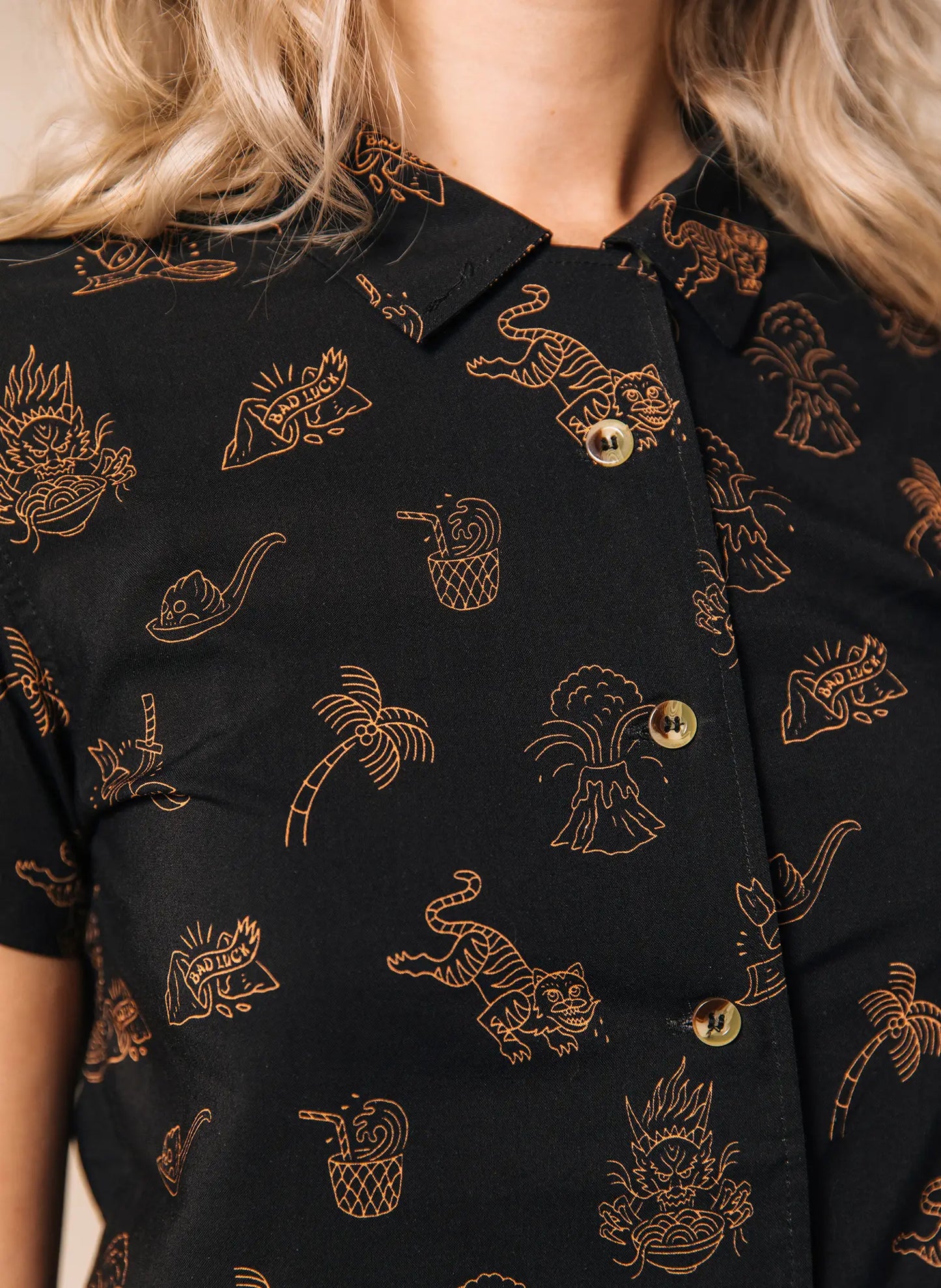Spicy Noods Womens Button Up