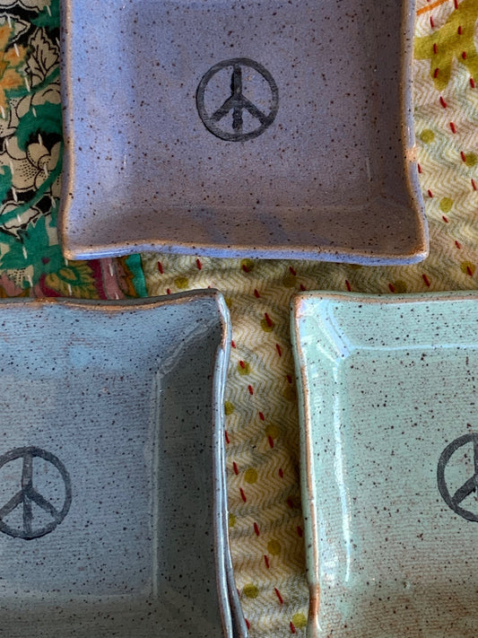 Peace Square Dish